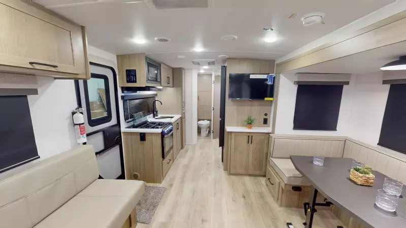 Flagstaff Shamrock Main Room